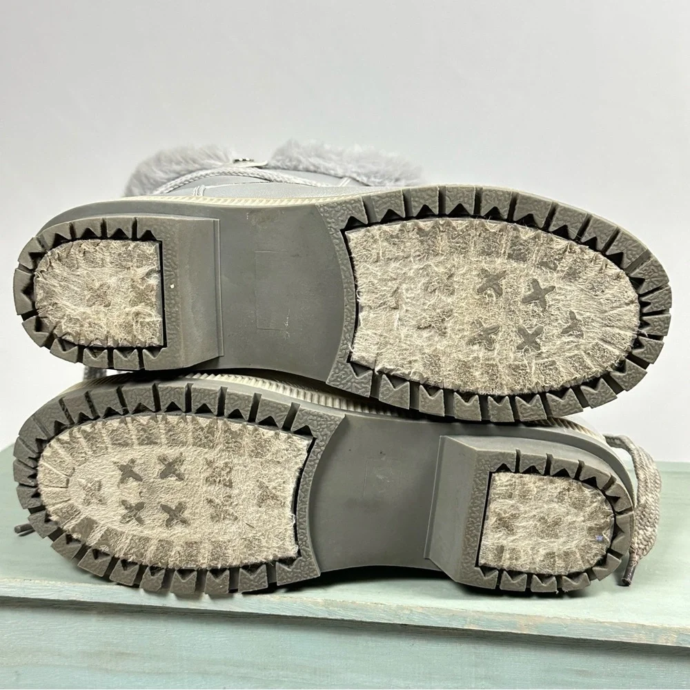 LONDON FOG Milly cold weather snow boots in silver - size 10